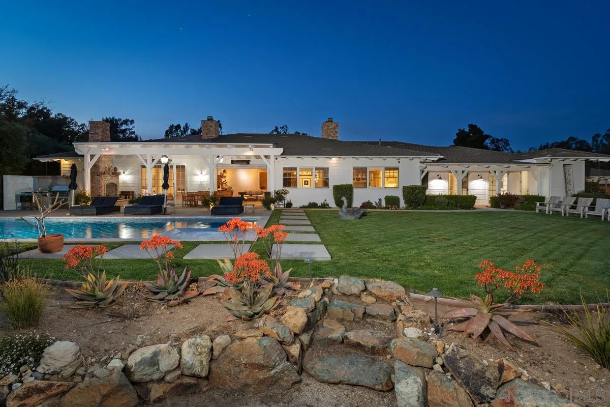 3403 Via Monteverde Encinitas, CA 92024 - Photo 5 of 22