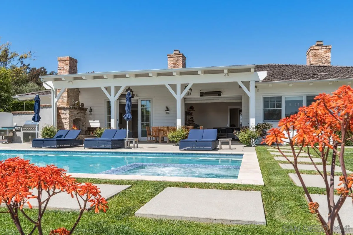 3403 Via Monteverde Encinitas, CA 92024 - Photo 7 of 22