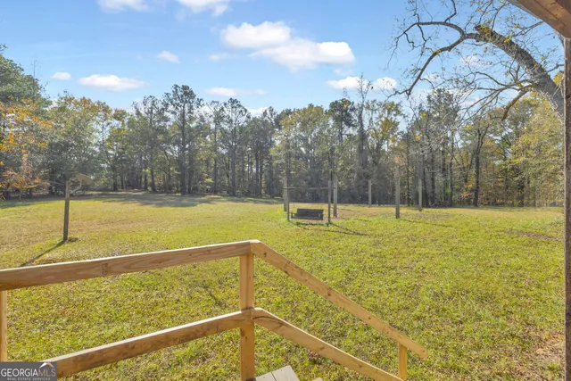 a view of an ocean view