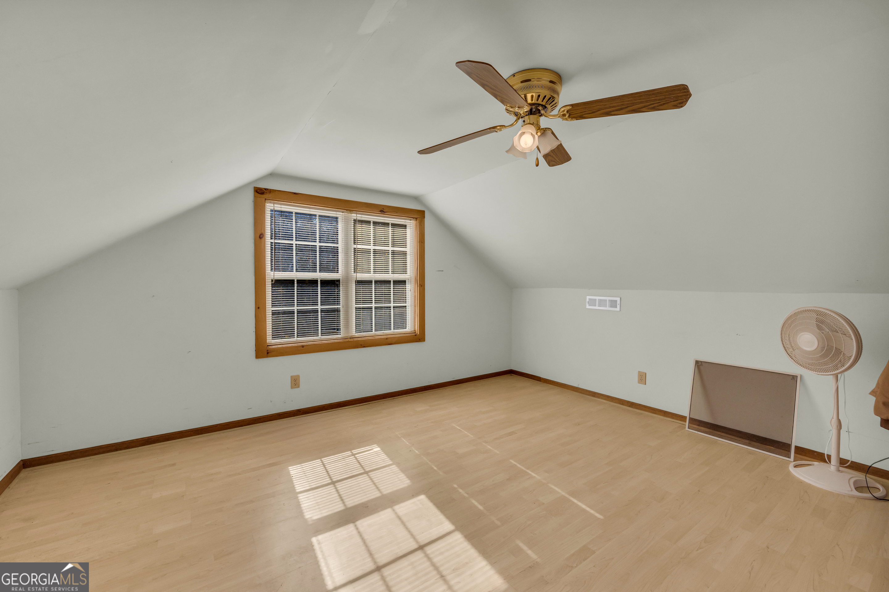 23824 Highway 22 Sparta, GA 31087 - Photo 48 of 94 a view of an empty room with a window