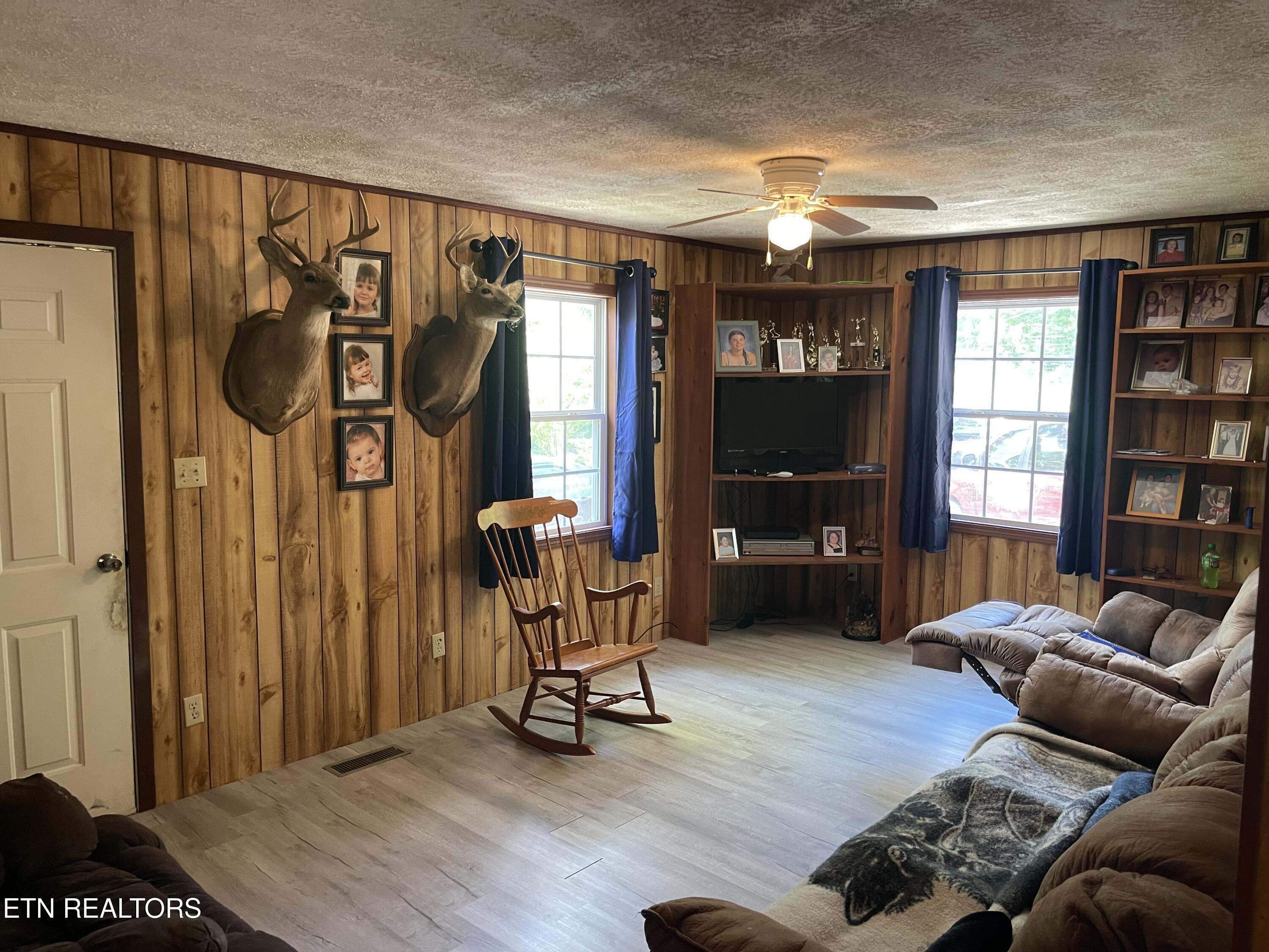 483 Blake Road Oakdale, TN 37829 - Photo 8 of 15 IMG_3927