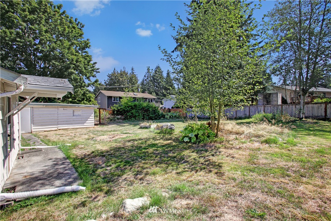 114 216th Street Southeast Bothell, WA 98021 - Photo 5 of 11