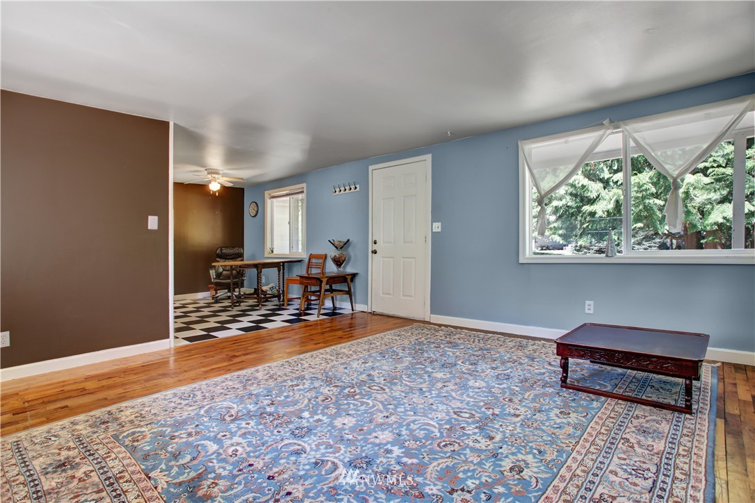 114 216th Street Southeast Bothell, WA 98021 - Photo 8 of 11