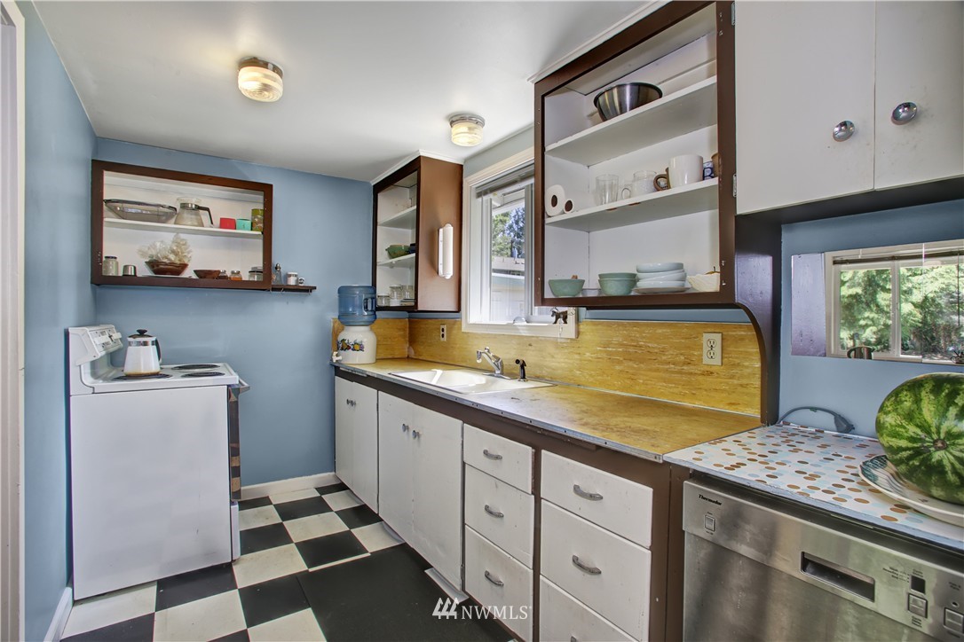 114 216th Street Southeast Bothell, WA 98021 - Photo 10 of 11