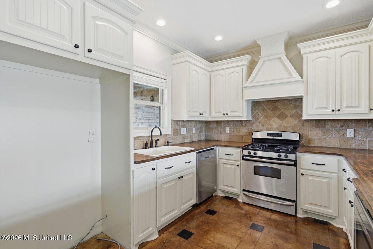 301 Siltstone Ridge Brandon, MS 39047 - Photo 11 of 32 301 Siltstone Ridge Home Tours MS 11