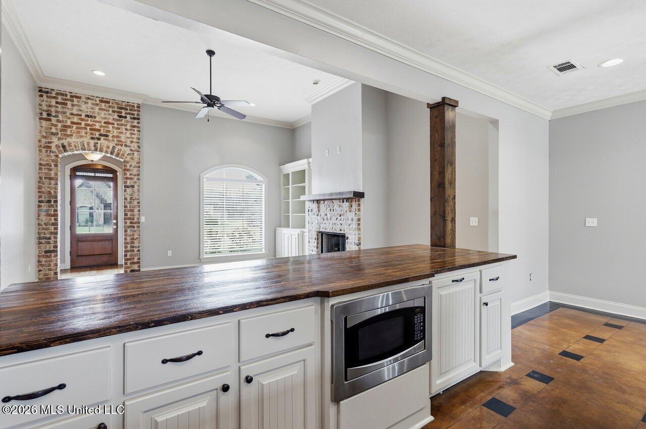 301 Siltstone Ridge Brandon, MS 39047 - Photo 12 of 32 301 Siltstone Ridge Home Tours MS 12