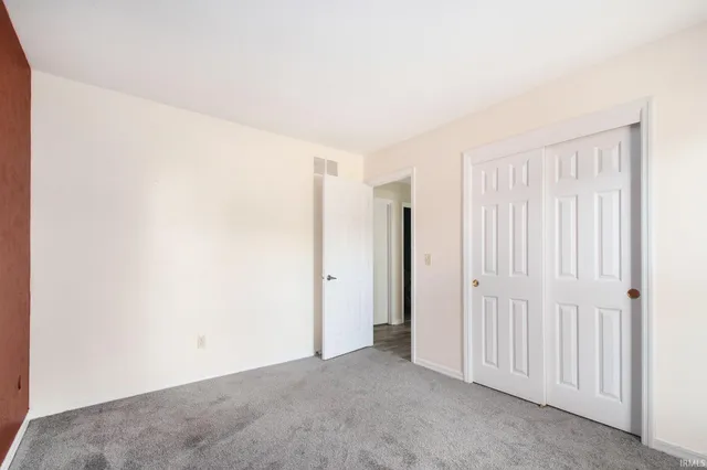 $269,000 | 52145 Brookview Court, South Bend, IN 46637