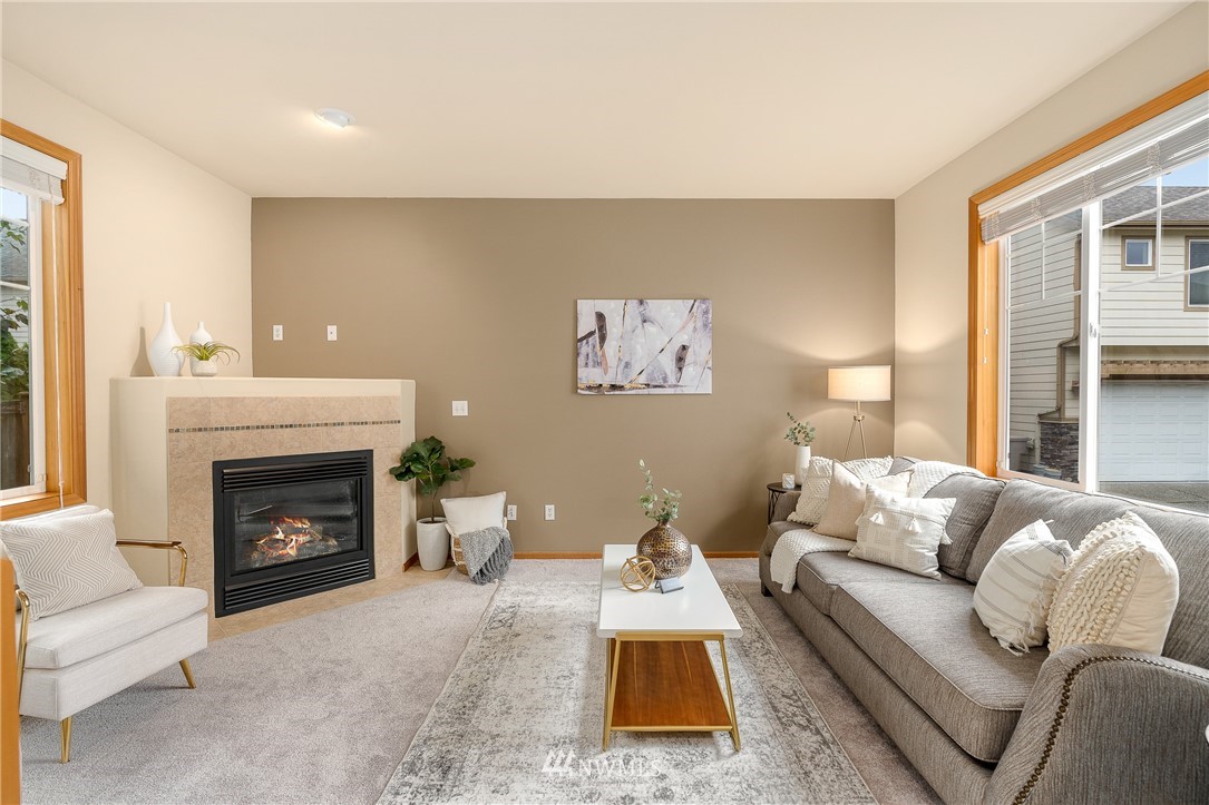 4417 Northeast 3rd Lane Renton, WA 98059 - Photo 2 of 20