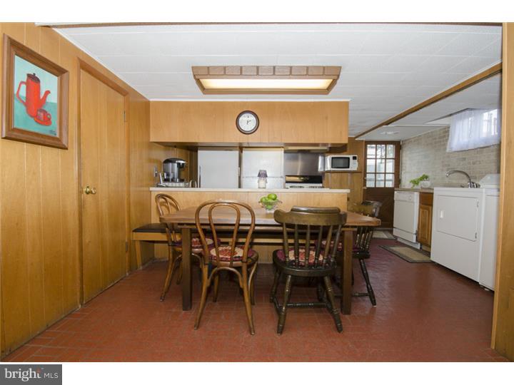 1438 Greenway Road Swarthmore, PA 19081 - Photo 9 of 18