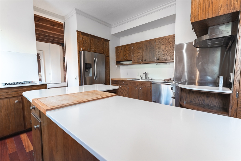 47 Mattoon Street Springfield, MA 01105 - Photo 4 of 28 Gallery Image 4