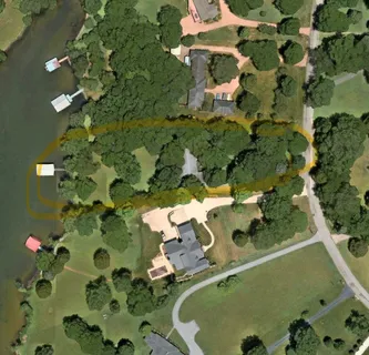 a picture of a lake view