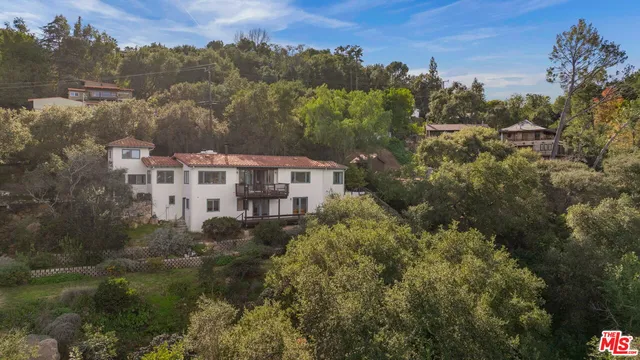 $2,995,000 | 20155 Observation Drive, Topanga, CA 90290