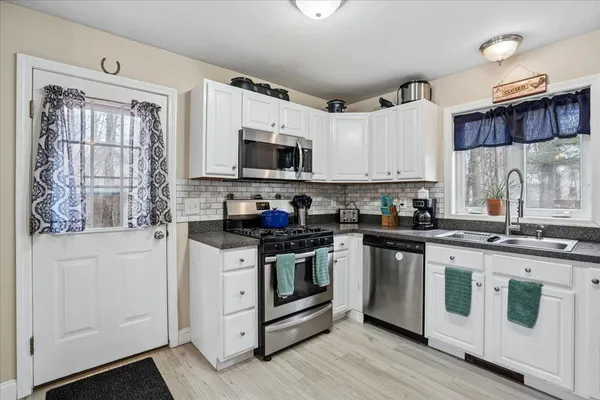 $475,000 | 29 Sweatt Street, Concord, NH 03303