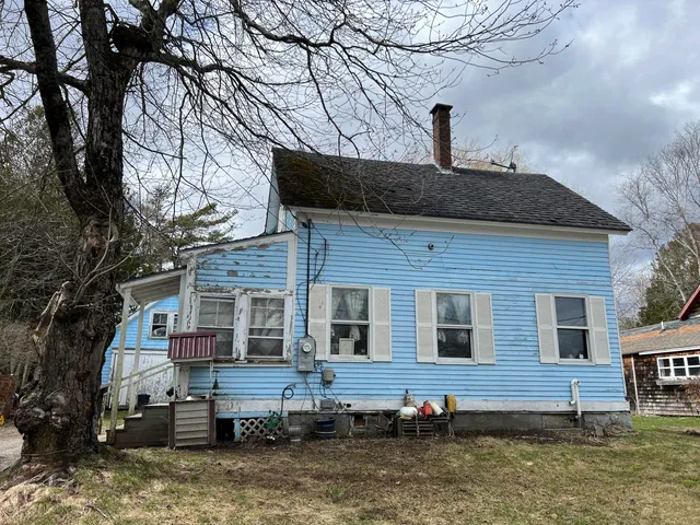 $120,000 | 102 Beechwood Street, Thomaston, ME 04861