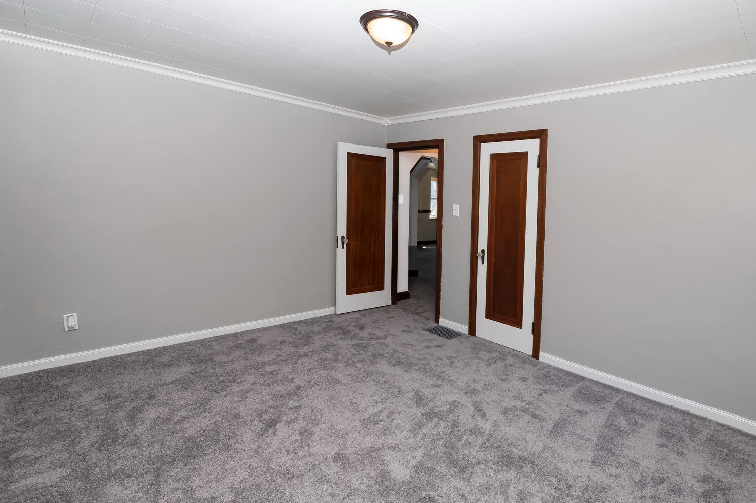 5164 Sidney Road Cincinnati, OH 45238 - Photo 19 of 40