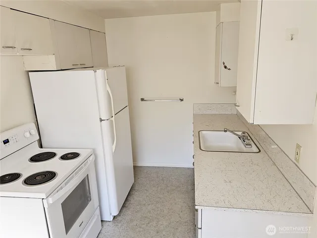 $300,000 | 901 North Forest Street, Unit 125, Bellingham, WA 98225