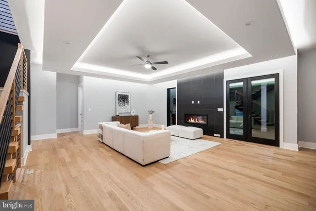 $3,499,999 | 1052 Balls Hill Road, McLean, VA 22101