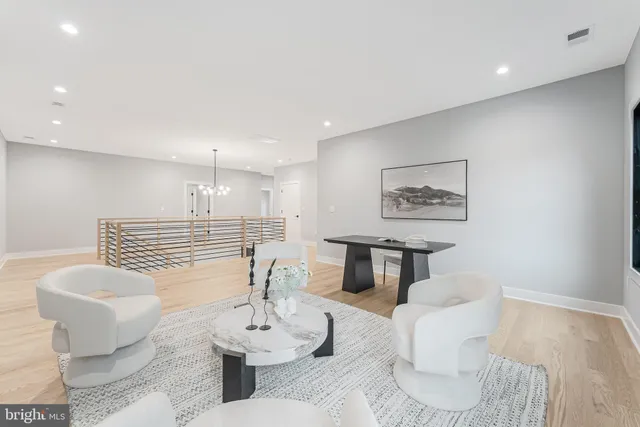 $3,499,999 | 1052 Balls Hill Road, McLean, VA 22101