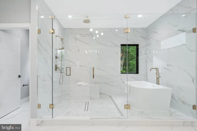 $3,499,999 | 1052 Balls Hill Road, McLean, VA 22101