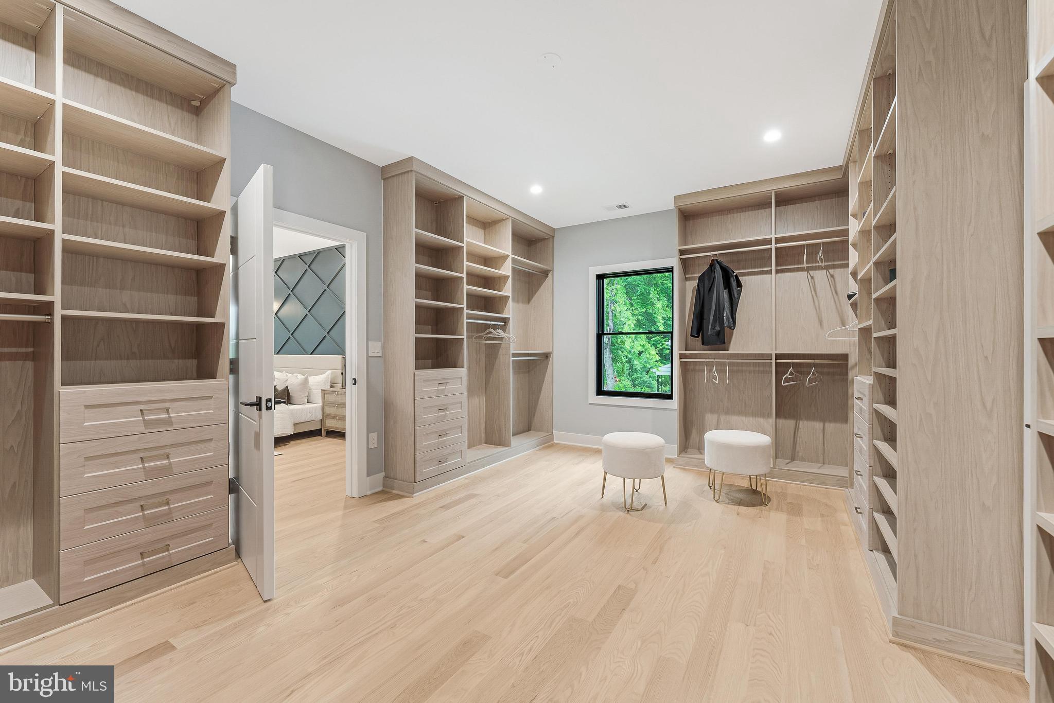 1052 Balls Hill Road McLean, VA 22101 - Photo 28 of 41 a living room with furniture a rug and white walls
