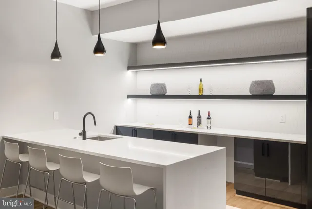 $3,499,999 | 1052 Balls Hill Road, McLean, VA 22101