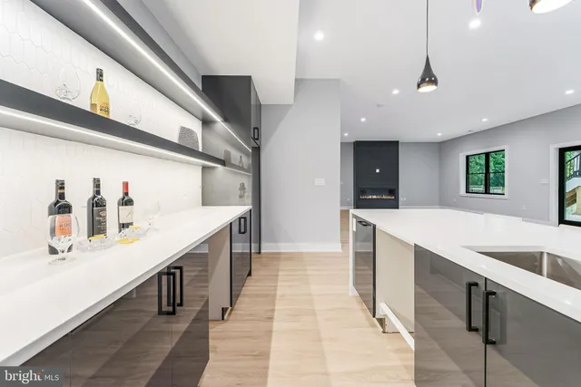 $3,499,999 | 1052 Balls Hill Road, McLean, VA 22101