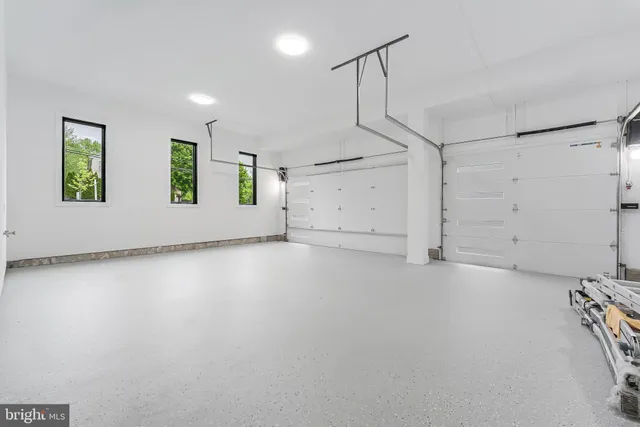 $3,499,999 | 1052 Balls Hill Road, McLean, VA 22101