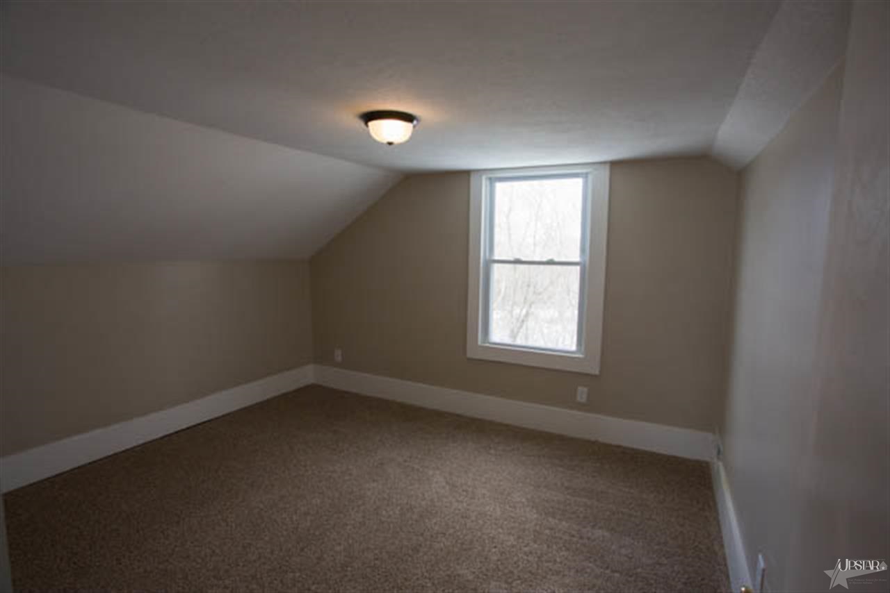 2588 West Markle Road Huntington, IN 46750 - Photo 4 of 23 Gallery Image 4