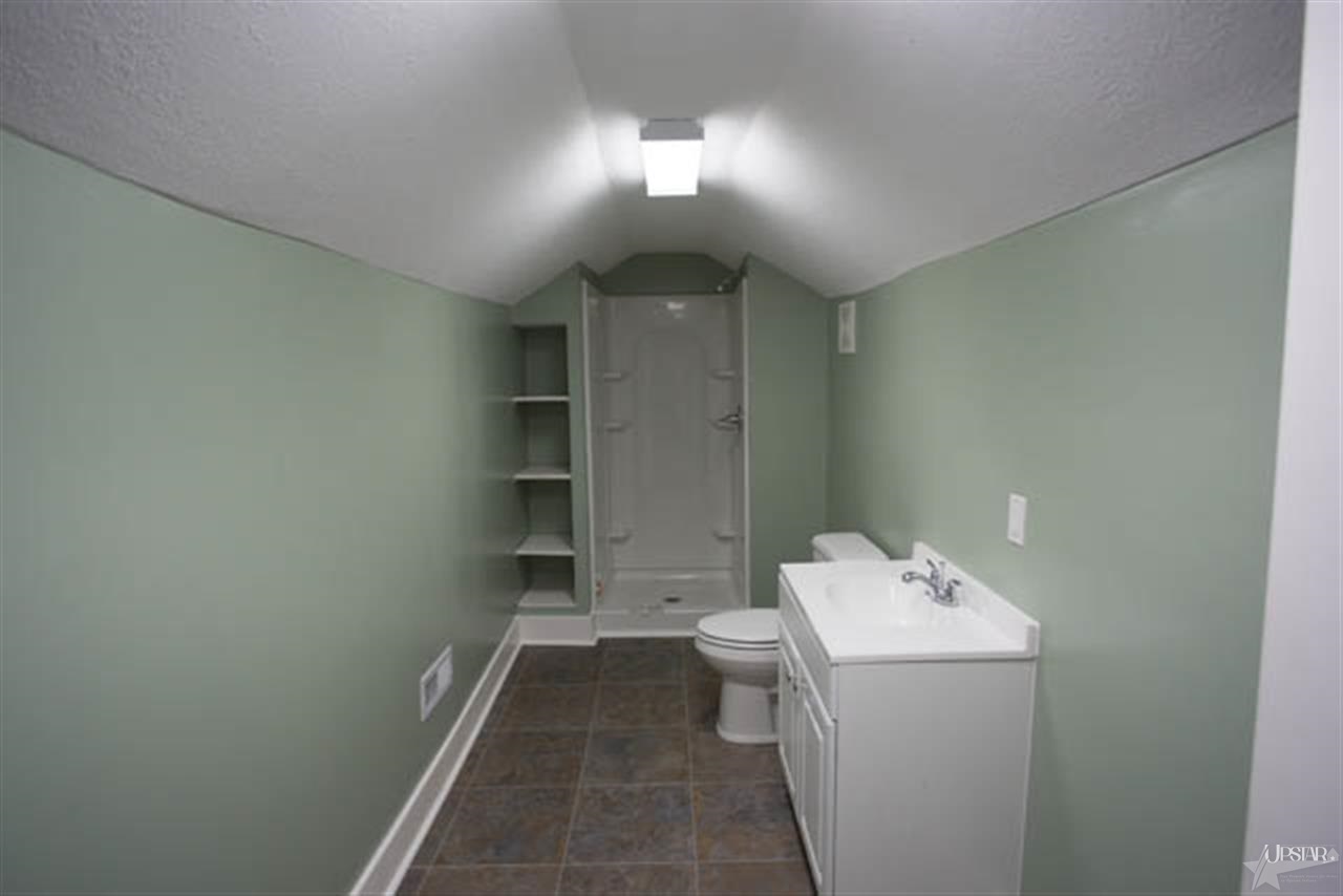 2588 West Markle Road Huntington, IN 46750 - Photo 5 of 23 Gallery Image 5