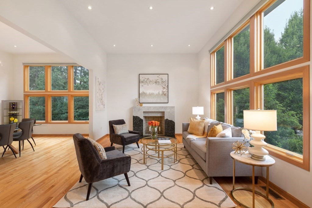 15 Deborah Road Newton, MA 02459 - Photo 4 of 33 Gallery Image 4