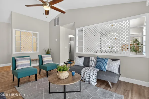 $2,200 | 3042 Hampstead Drive, Jacksonville, FL 32225