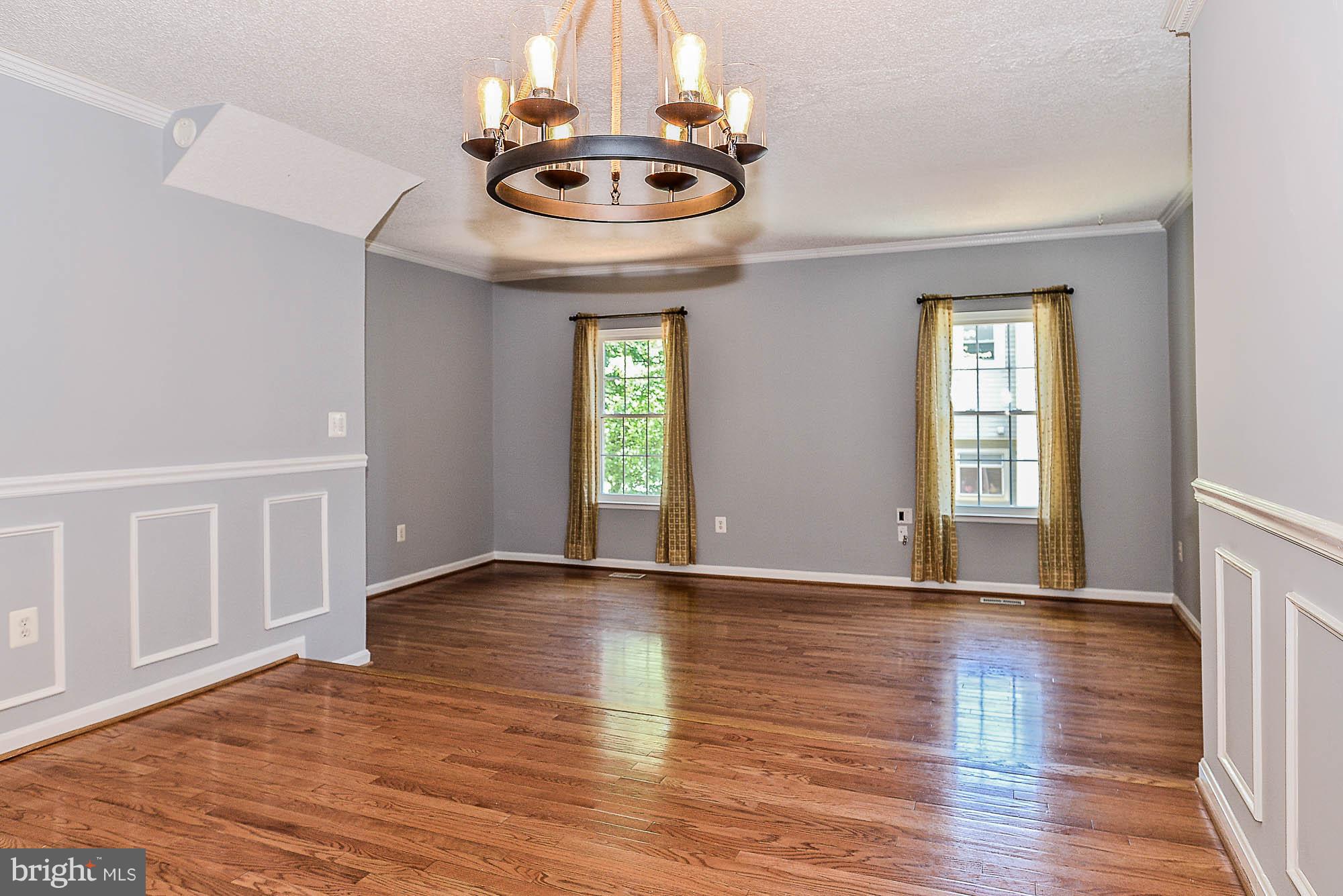 2488 Ridgehampton Court Reston, VA 20191 - Photo 8 of 30 Dining Area Looking into Living Room