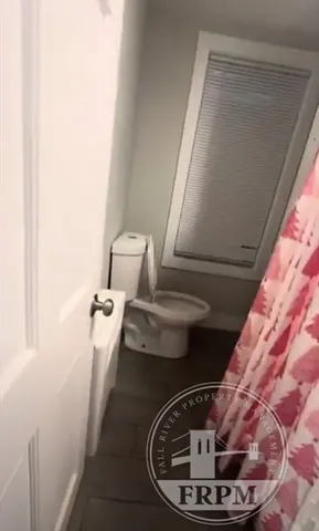 $1,650 | 270 4th Street, Unit 1, Fall River, MA 02721