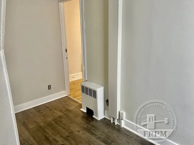 $1,650 | 270 4th Street, Unit 1, Fall River, MA 02721