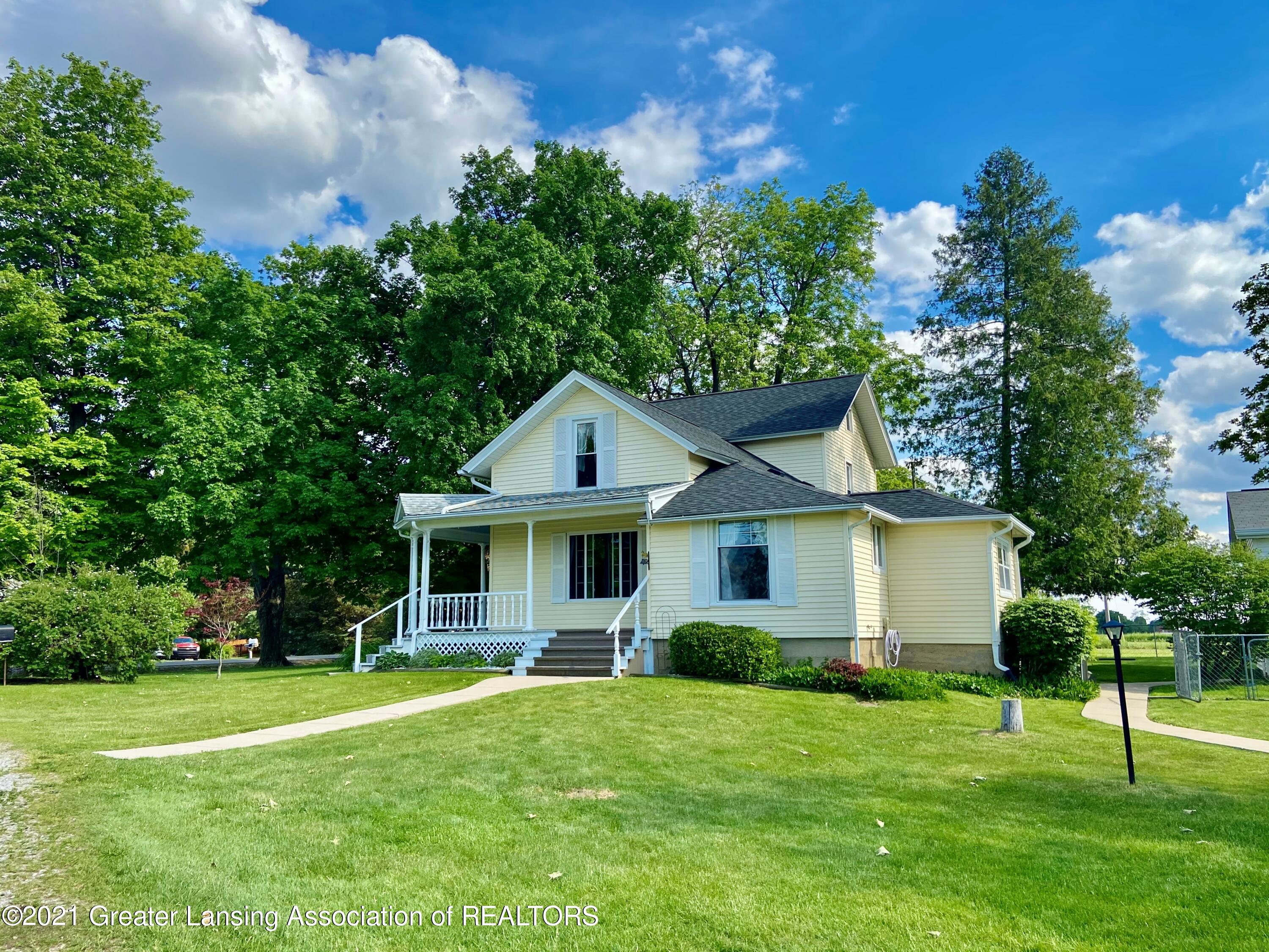 9420 South Dewitt Road Dewitt, MI 48820 - Photo 1 of 1 Exterior