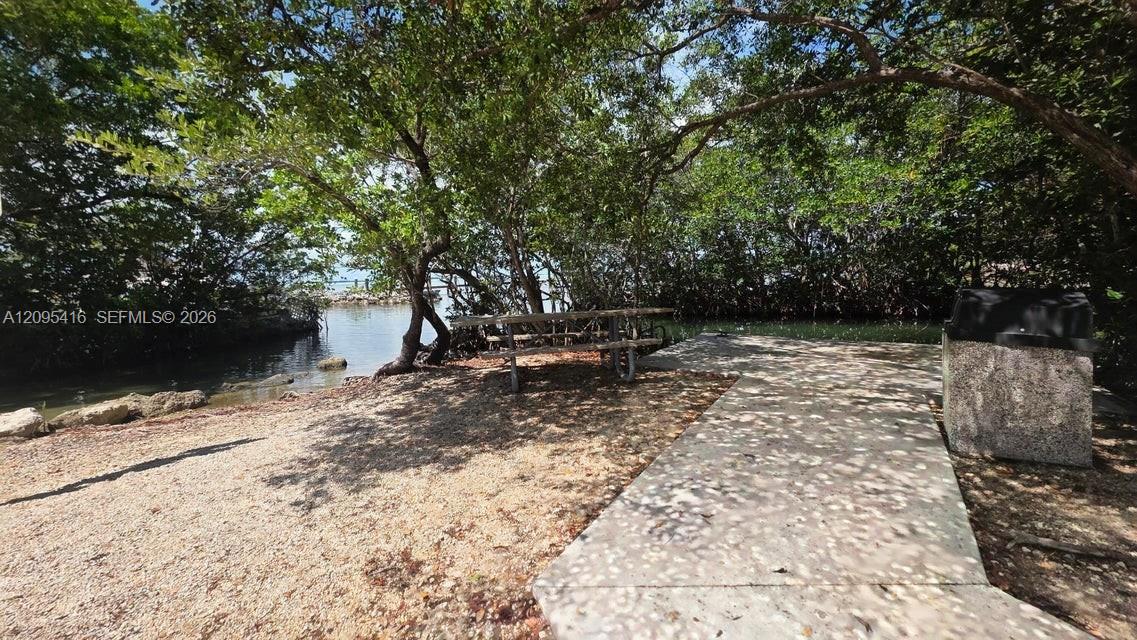 54 Sunset Road Key Largo, FL 33037 - Photo 22 of 24 Picnic area 2 in Public Park