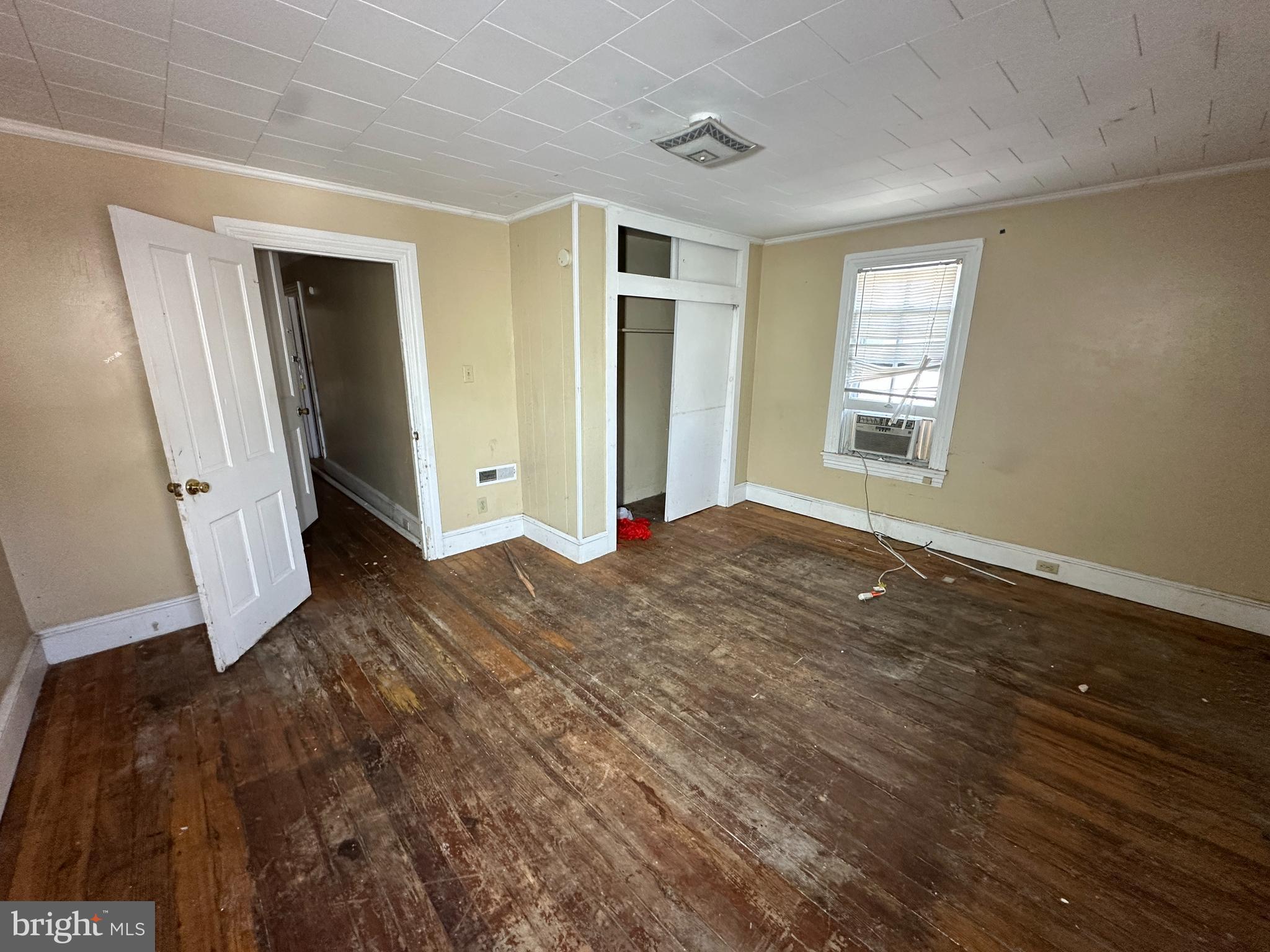 52 7th Street Salem, NJ 08079 - Photo 11 of 18 bedroom 1