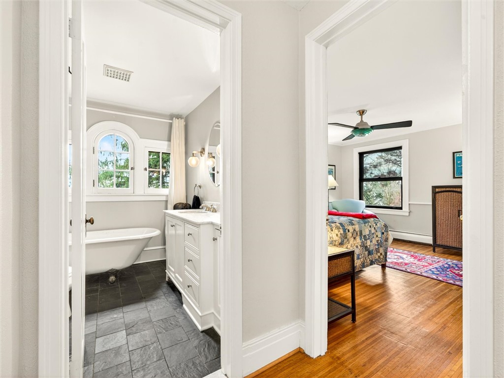 1608 Highland Avenue Rochester, NY 14618 - Photo 24 of 48 Full Bath