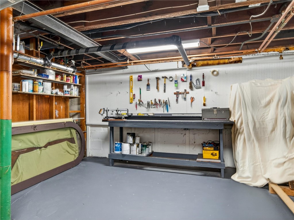1608 Highland Avenue Rochester, NY 14618 - Photo 42 of 48 Workshop & Utility room