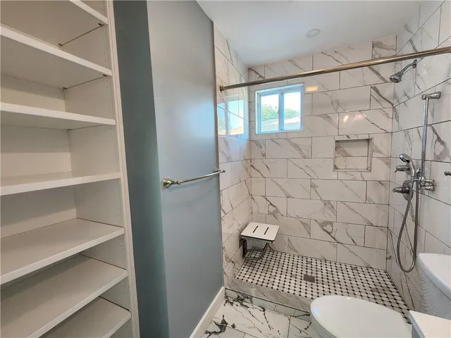 $1,450 | Undisclosed Address, River Ridge, LA 70123