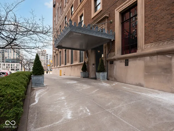 $389,900 | 350 North Meridian Street, Unit 705, Indianapolis, IN 46204