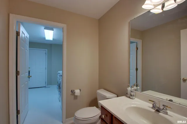 $499,500 | 1107 Peach Tree Lane, Quincy, IL 62305