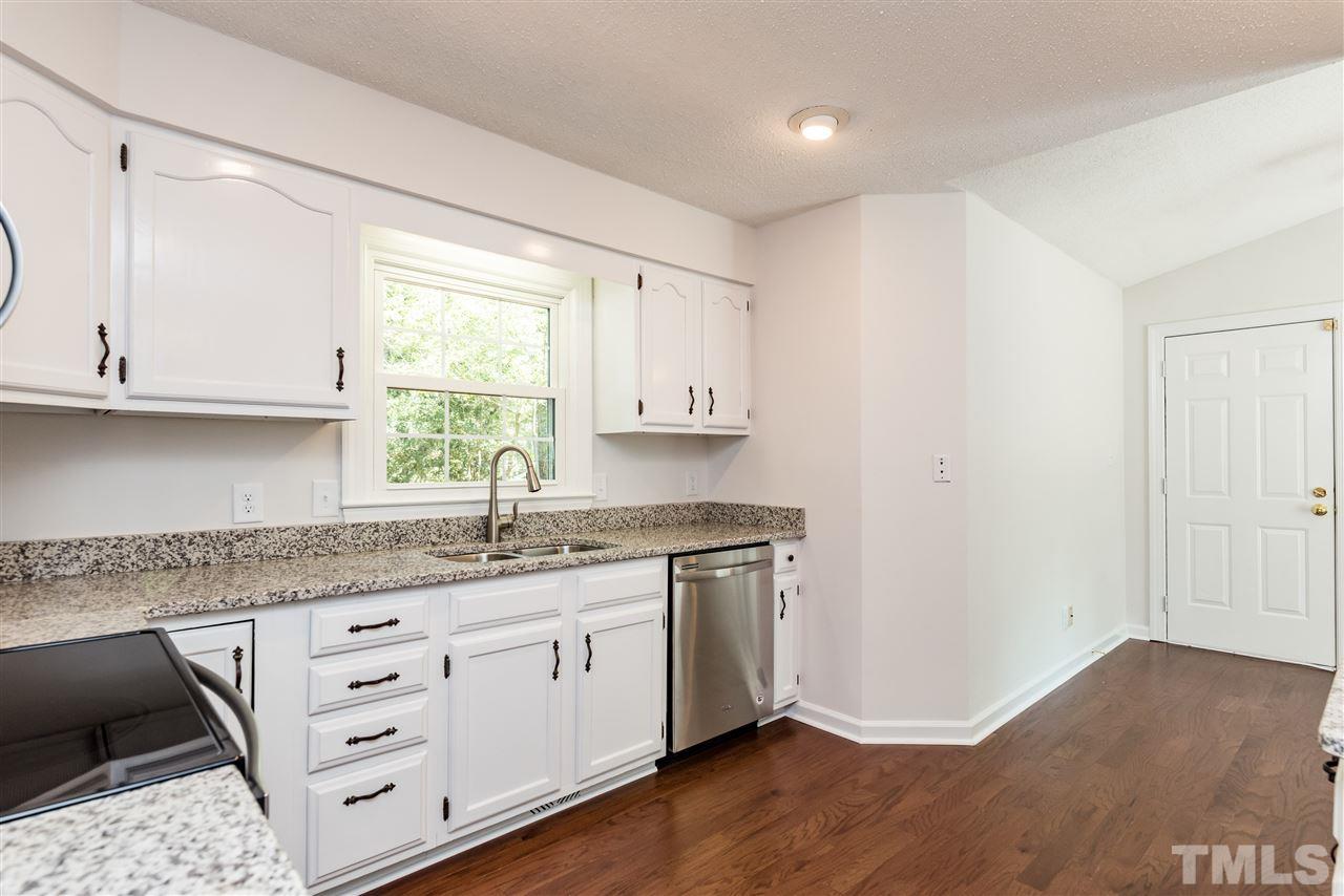 810 Temple Street Raleigh, NC 27609 - Photo 9 of 24 Gallery Image 9
