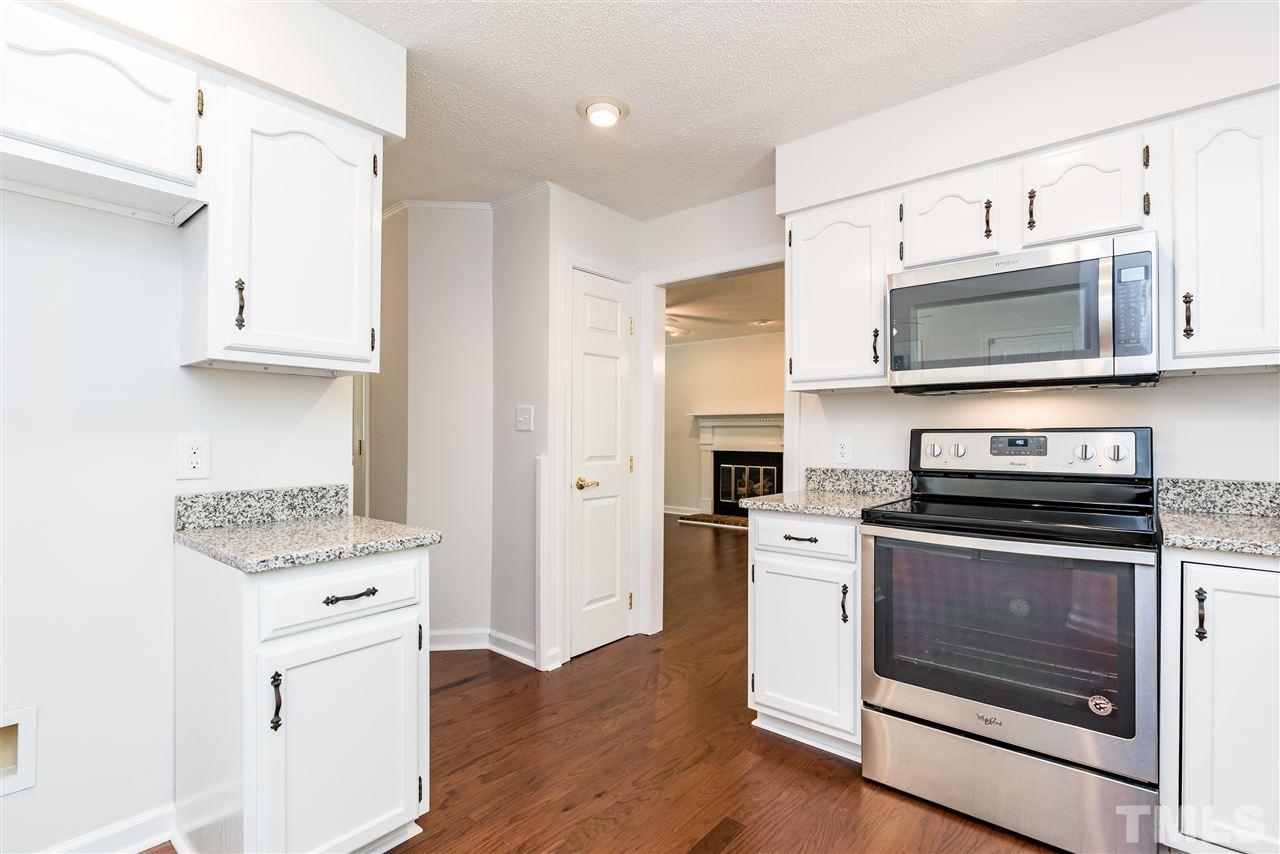 810 Temple Street Raleigh, NC 27609 - Photo 10 of 24 Gallery Image 10