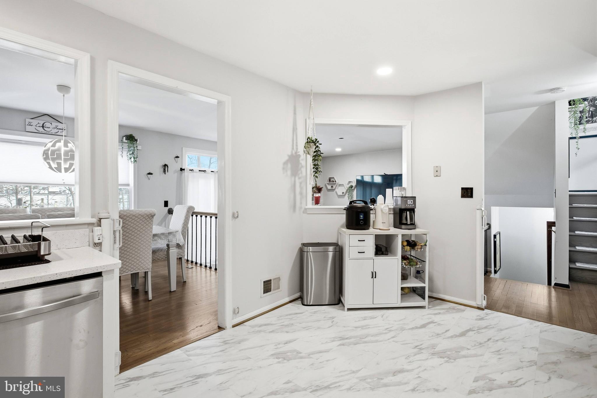 9622 Ridge Avenue Fairfax, VA 22030 - Photo 11 of 45