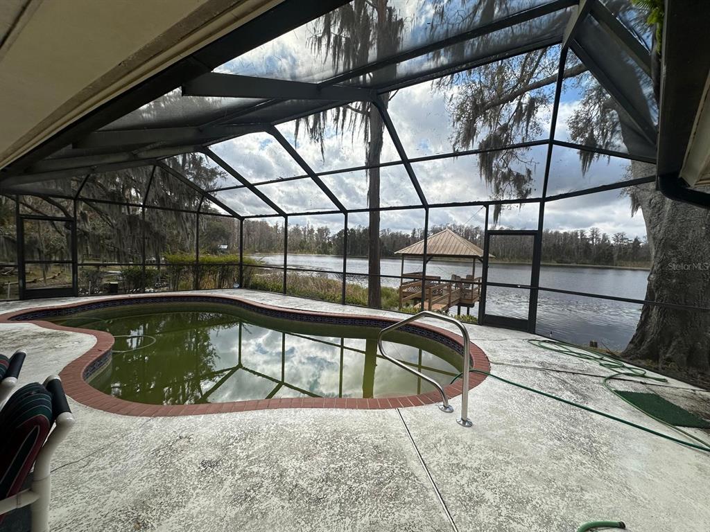 19250 Blount Road Lutz, FL 33558 - Photo 2 of 2