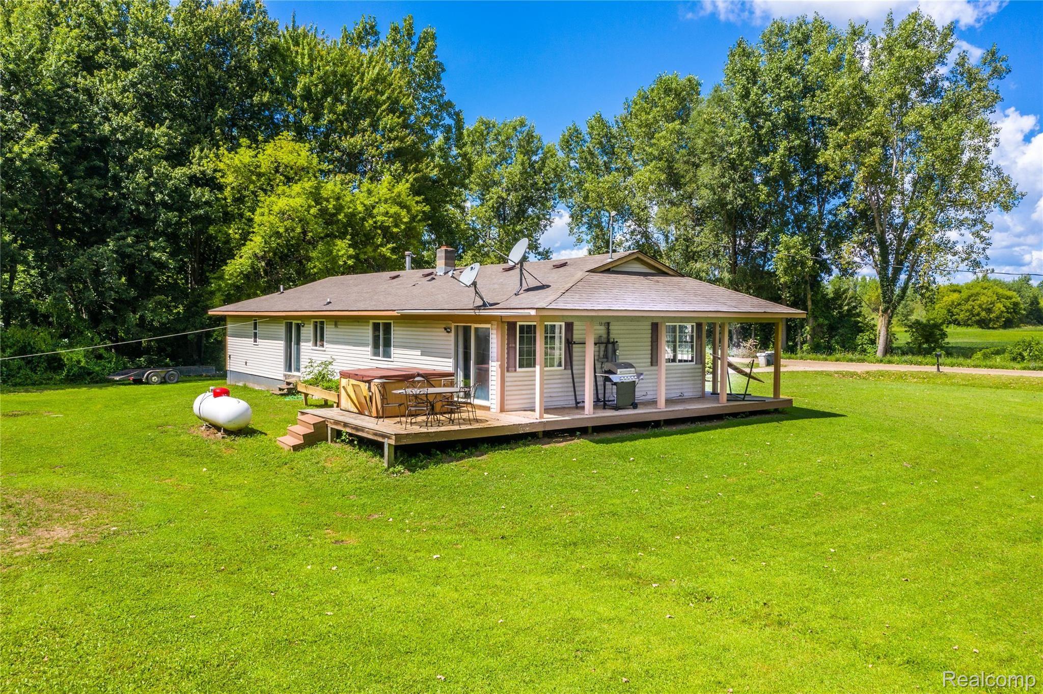 3495 West Dewey Road Owosso, MI 48867 - Photo 17 of 23 Exteriors 9.jpg