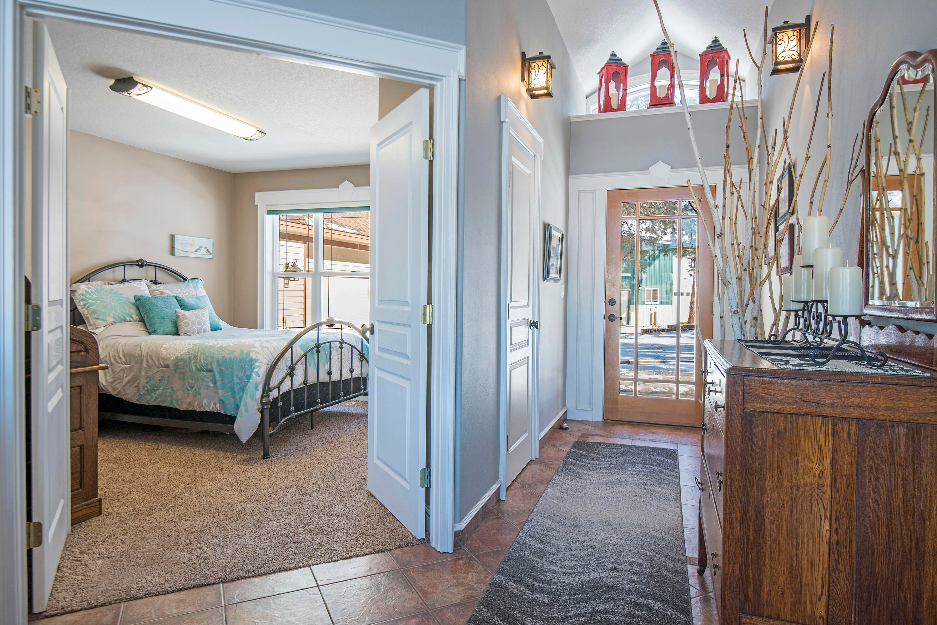 67880 Cloverdale Road Sisters, OR 97759 - Photo 4 of 36 4