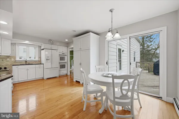 $1,050,000 | 560 Watford Lane, Berwyn, PA 19312