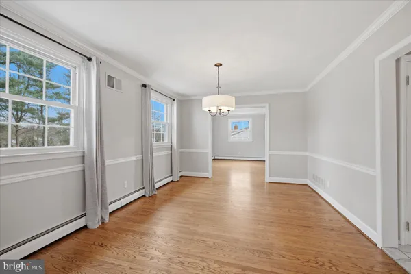 $1,050,000 | 560 Watford Lane, Berwyn, PA 19312